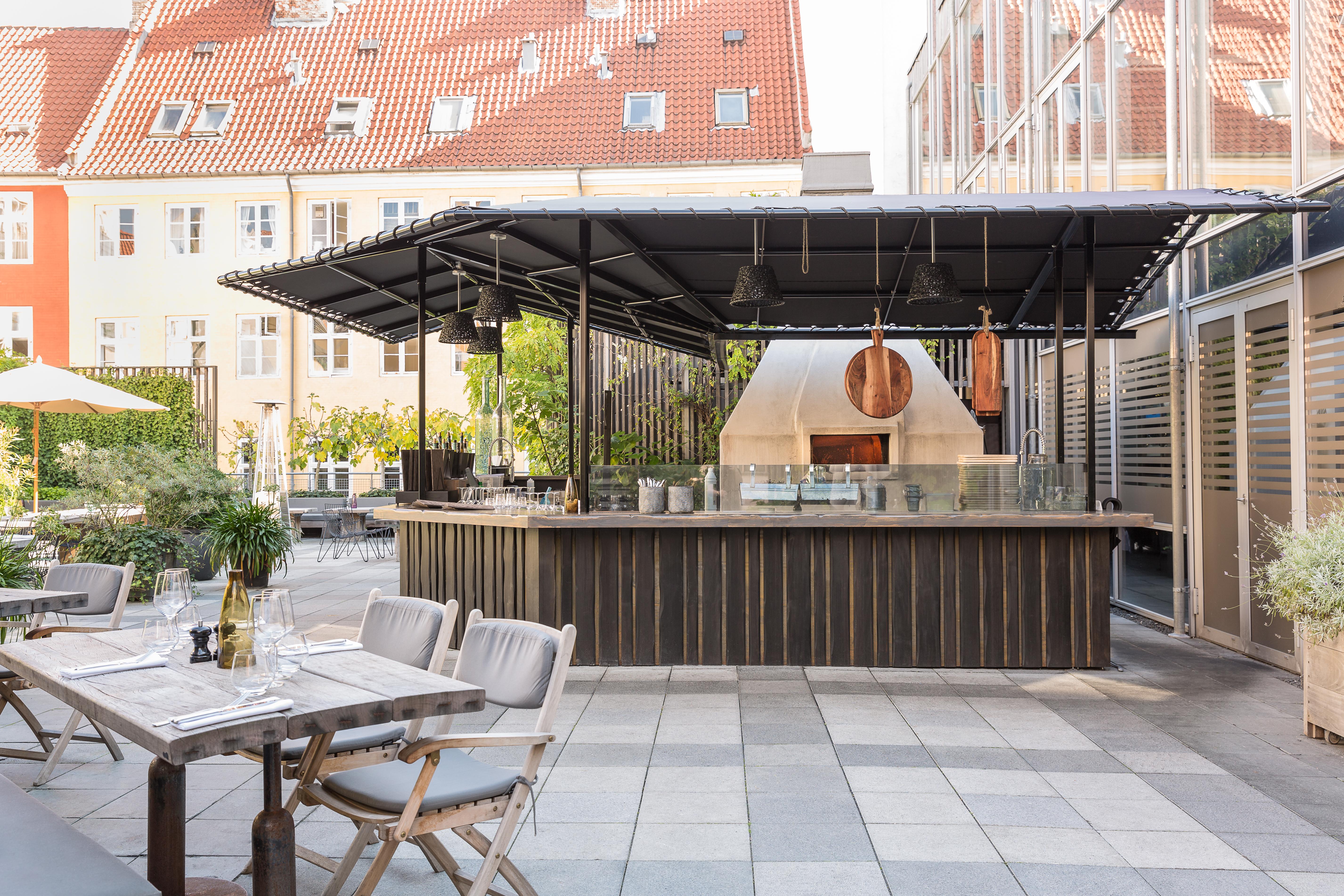 1 Hotel Copenaghen Esterno foto The rooftop bar